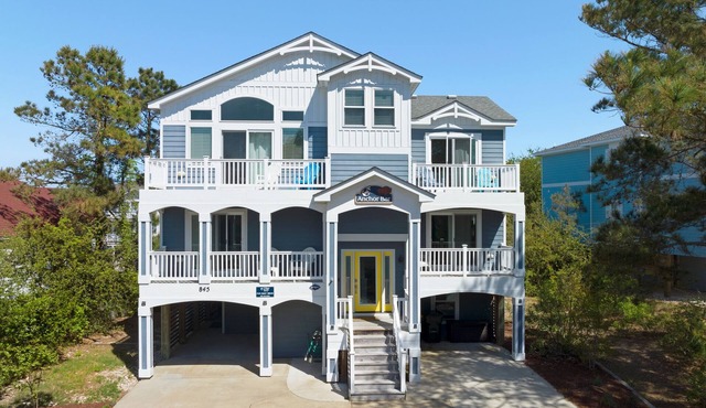 Anchor Bar: Soundside, Private Pool w/Tiki Bar, Spa, Access to Fitness Center