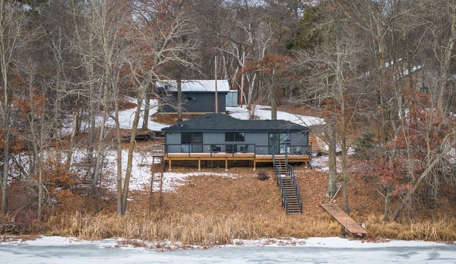 Anchor Bay-Feet from water's edge|Deck|Grill|