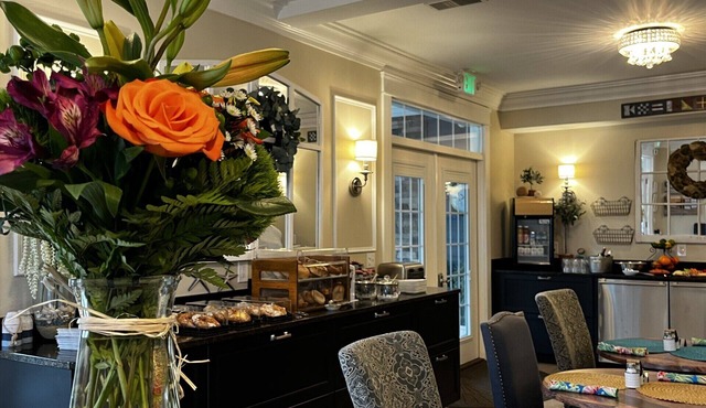 Anchor Inn Boutique Hotel