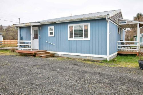 Anchor's Away Cottage Studio by the Sea w fireplace