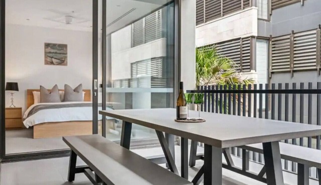 Anchors Away | Escape in the heart of Mornington