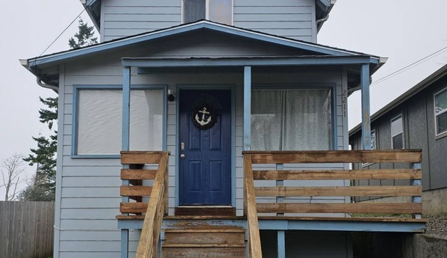 Anchors Away in North Bend, OR