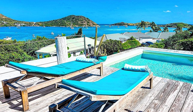 Ancre Bleue, charming villa with a stunning view of Pinel Island