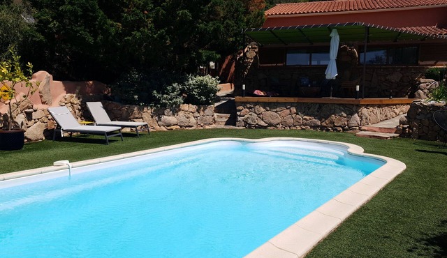 And its private swimming pool in a haven of peace