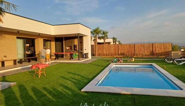 Andalusian Getaway with Private Pool and BBQ