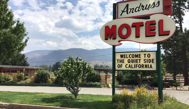 Andruss Motel