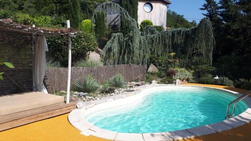 ANDUZE quiet calme rustig