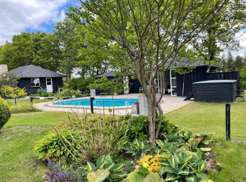 Aneks i rolige omgivelser-adgang til pool og sauna