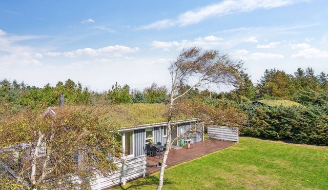 "Anelisa" - 1.2km from the sea by Interhome