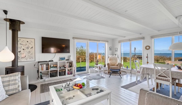 "Anelle" - 200m to the inlet by Interhome