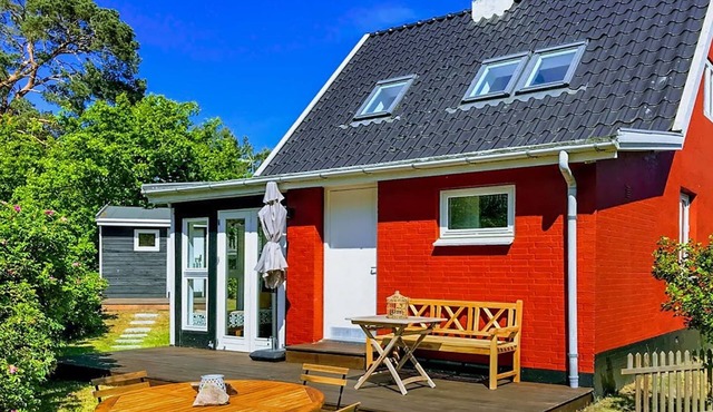 "Anemette" - 100m from the sea by Interhome