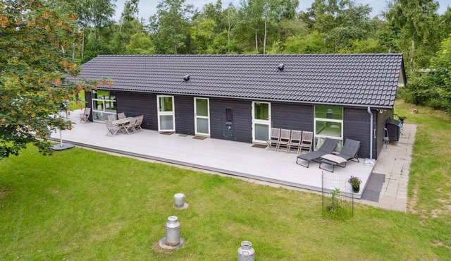 "Anett" - 375m from the sea by Interhome