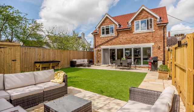 Angel Lodge Upton Scudamore