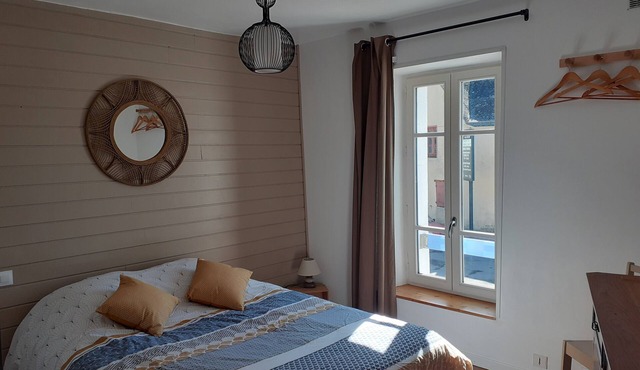 Angel's'unusual 2-star gîte in the heart of Josselin