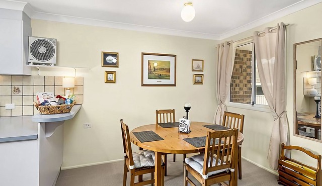 Angelena Villa is a bright and sunny two bedroom villa conveniently located a stroll from the beach.