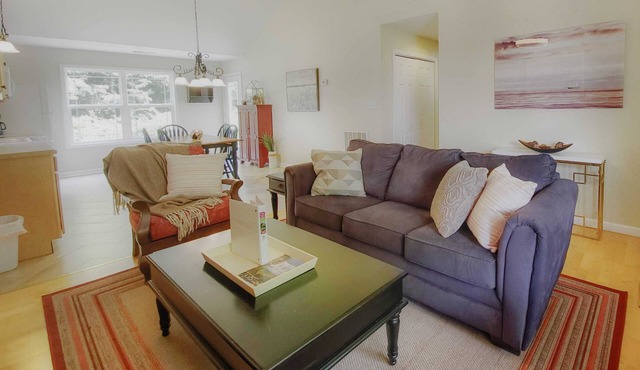 Angels Envy 29 - A relaxing place by the lake!