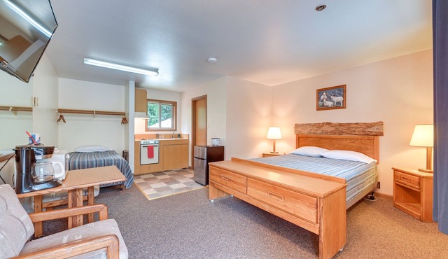 Angler's Dream! Mtn-View Unit Steps to Kenai River