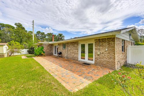 Angler’s Escape w/River Access: JAX Townhome
