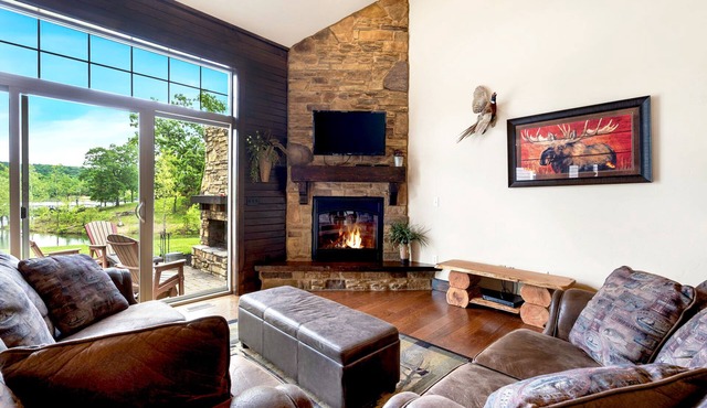 Angler's Getaway Boat Slip + Top Fishing Access with 4Bed Lakefront Home