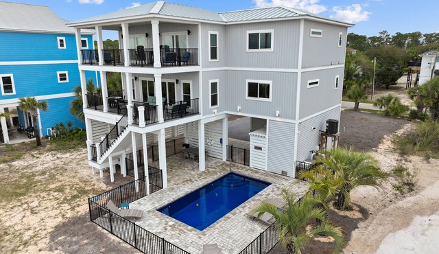 Angler's Nook: Stunning Beachfront Home, Private Pool, Pet-Friendly, Sleeps 12