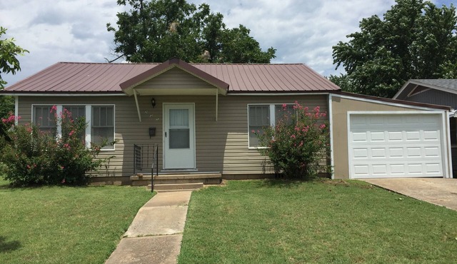 Angler's Retreat near Eufaula Cove