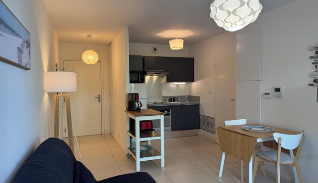 Anglet Biarritz love room 100m from the beach ! luxury residence