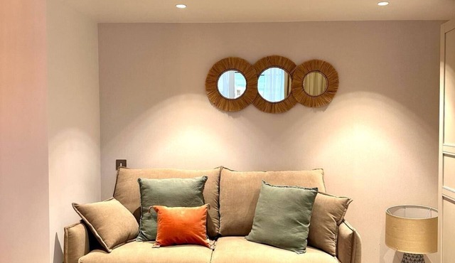 Angleterre 5 - Nice Centre - 2 pièces Mezzanine, Angleterre 5 - Nice Centre - 2 pièces Mezzanine