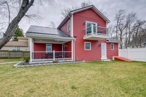 Angola Vacation Rental, Walk to Lake Erie Beach!