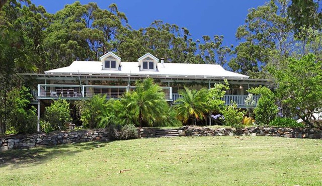 Angophora @ Blueys Beach – Secluded Luxury