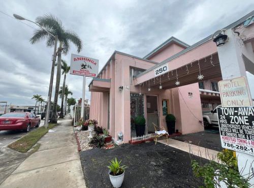 Anhinga Motel Homestead FL