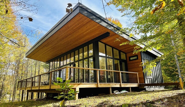 Anjuna River House - the hidden Scandi cabin on 12 acres in Southern Indiana!