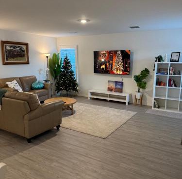 Anna Haven, Cozy Family retreat