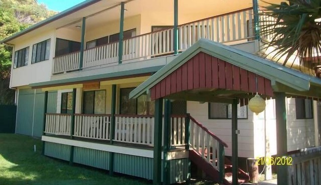 Annabell's Beachbreak Fraser Island