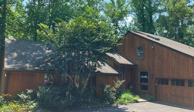 Annapolis Area Gem for Family and Friends