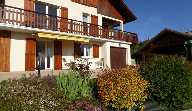 Annecy Charming apartment in country house