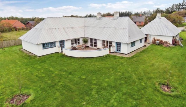 "Anneka" - all inclusive - 4km from the sea by Interhome