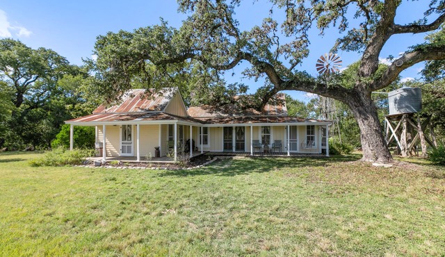 Annie's River Cottage - Guadalupe River Access