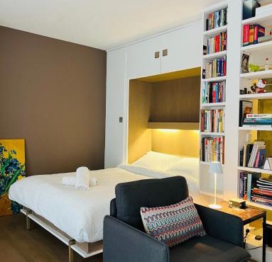 Another Cozy Flat near St-Germain, St-Placide
