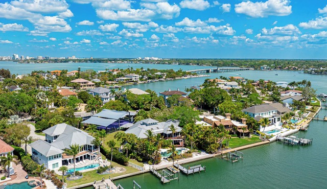 Another Day in Paradise!