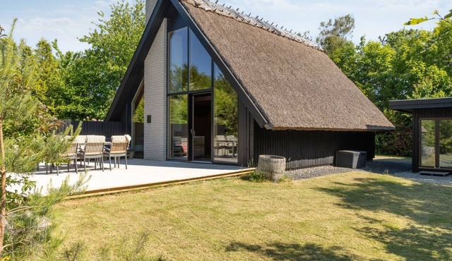 "Anssi" - 300m from the sea by Interhome