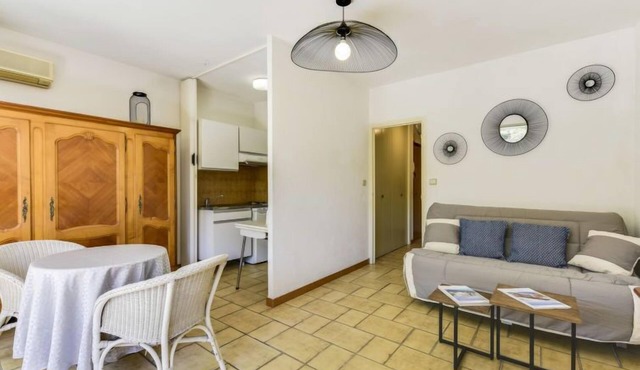 Antares by Interhome