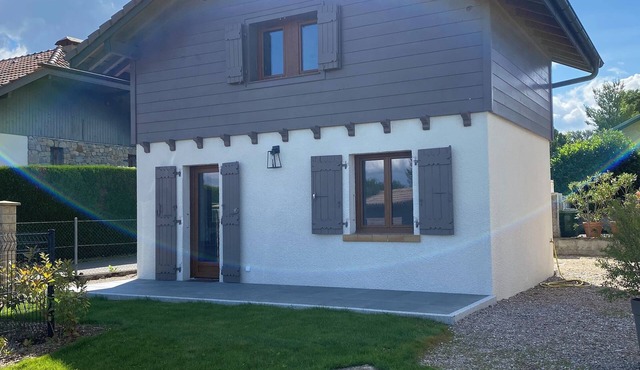 ANTHY SUR LEMAN VERY CLOSE TO LAKE LEMAN and 1 HOUR FROM THE SKI RESORTS