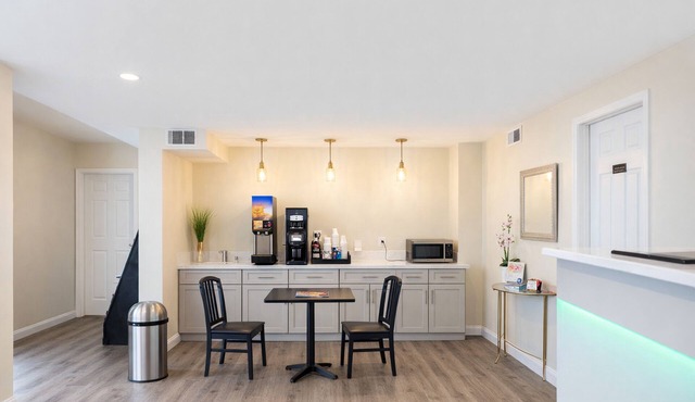 Antioch Quarters Inn and Suites