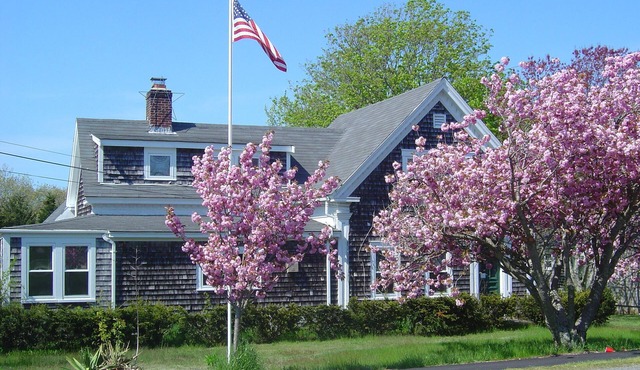 Antique Captain's Home Apt