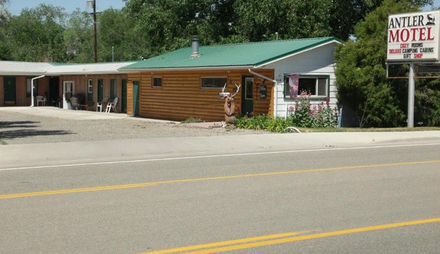 Antler Motel