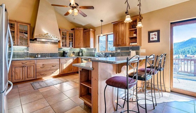 Antler Ridge Ridge House