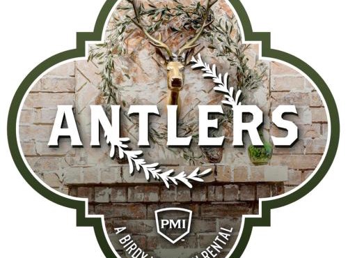 Antlers - A Birdy Vacation Rental