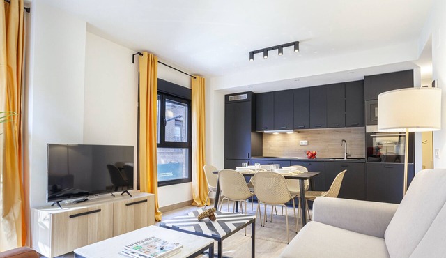 Antonio Lopez VI apartment in Madrid