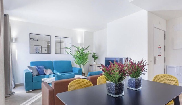 Antonio Lopez XVIII apartment in Madrid