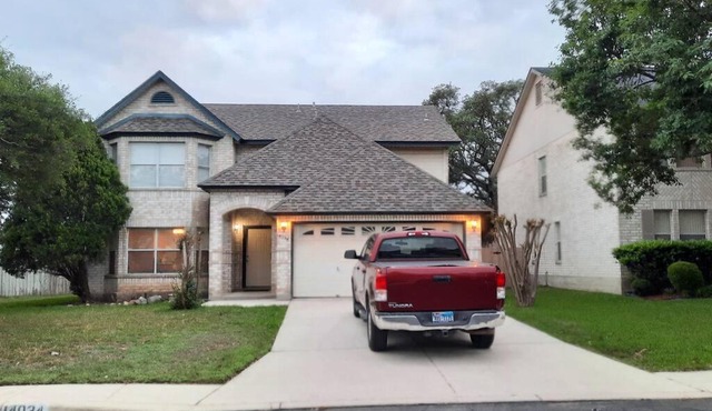 Antonio's nice 5-bedroom house